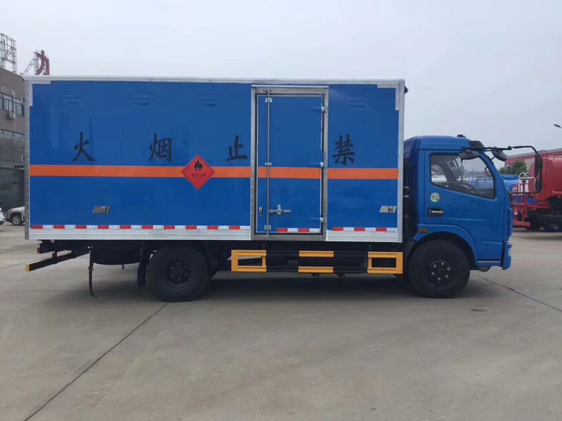 多利卡5.1米（6.4噸）氣體廂式車