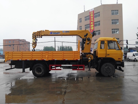 東風153單橋隨車吊