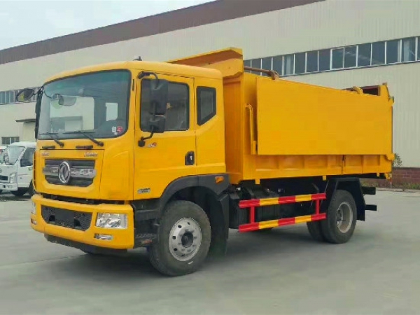 東風多利卡D9國六自卸翼展垃圾車