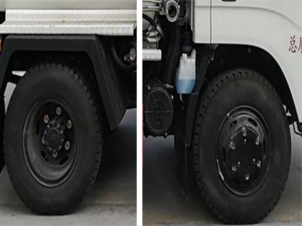 江鈴國(guó)六餐廚垃圾車(chē)