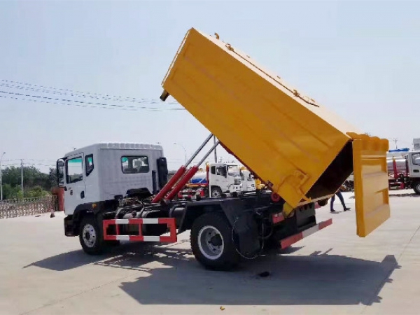 東風多利卡D9國六車廂可卸（鉤臂）垃圾車