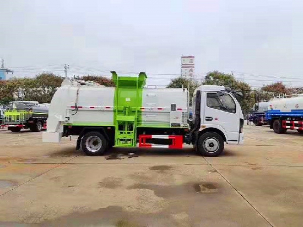 東風多利卡國六6方廚垃圾車