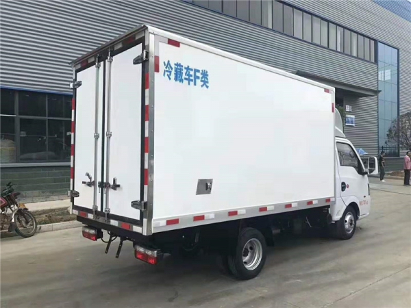 (國六3.5米）東風(fēng)途逸冷藏車