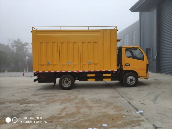 國(guó)六污水凈化車(chē)